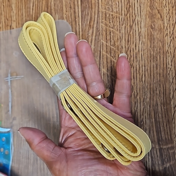 Gerolamo Soft Butter Yellow Dumpling  with Pearl Accents Bag - Picture 10 of 16